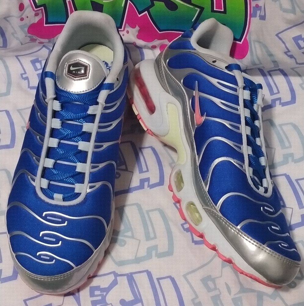 Nike Air Max Plus "Hyper Royal Sunblush"